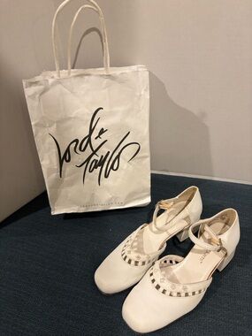 White Shoes Highlights Brand